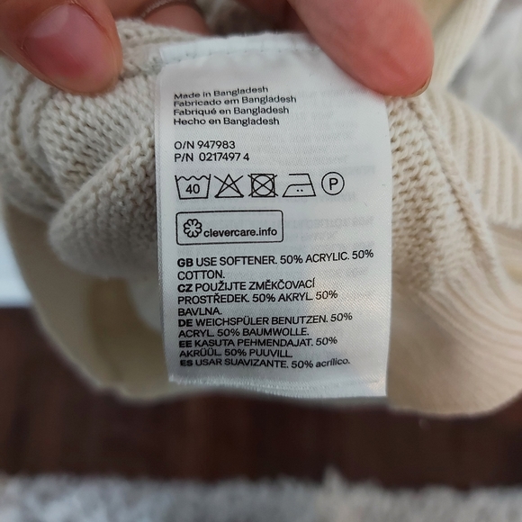 H&M Off-white Small Sweater - Picture 4 of 5